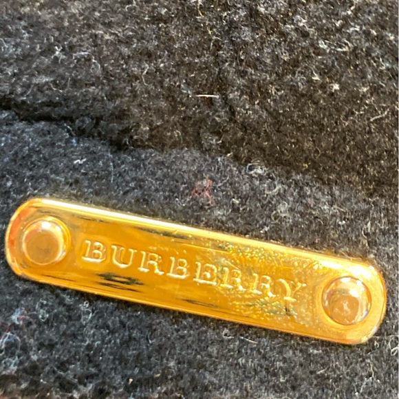 Womens Burberry hat with Nova Check liner/gold Logo Plate🔥NWOT W/stretch SM/MED - Picture 6 of 11